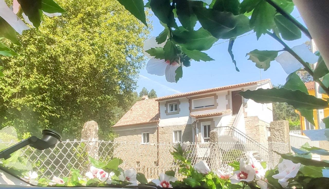 Muinos Do Bravo Lägenhet Gondomar Exteriör bild